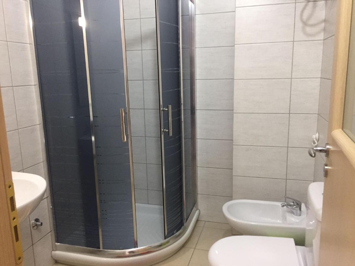 Appartamento Con Vista Mare Vlorë Exteriör bild