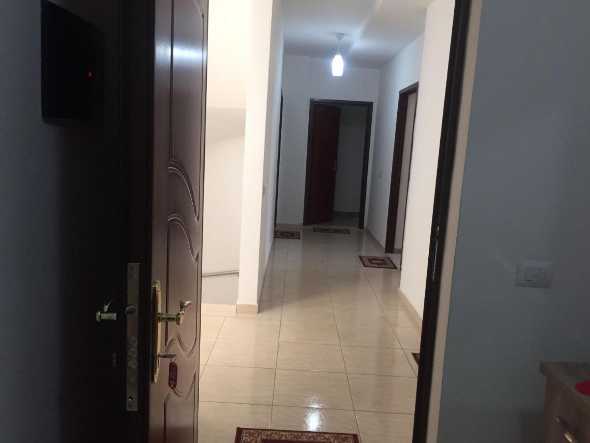Appartamento Con Vista Mare Vlorë Exteriör bild