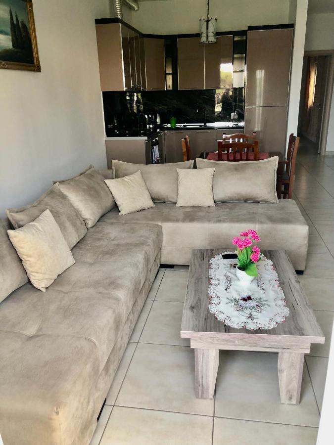 Appartamento Con Vista Mare Vlorë Exteriör bild