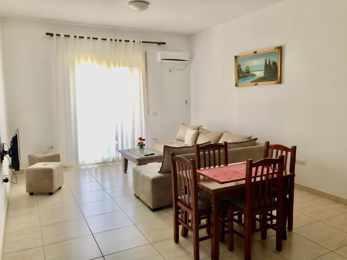 Appartamento Con Vista Mare Vlorë Exteriör bild