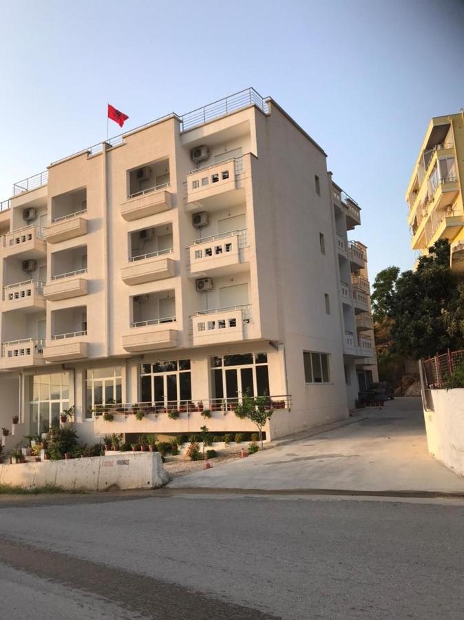 Appartamento Con Vista Mare Vlorë Exteriör bild