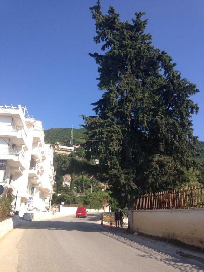 Appartamento Con Vista Mare Vlorë Exteriör bild